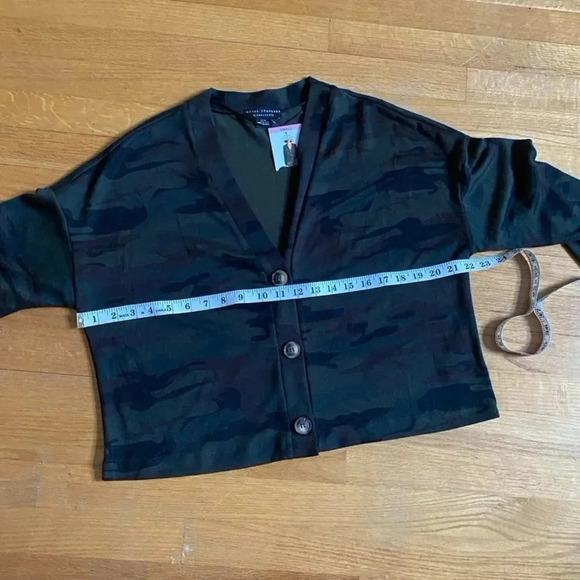 NWT Social Standard by Sanctuary Camo Cardigan Sweater - Picture 13 of 14